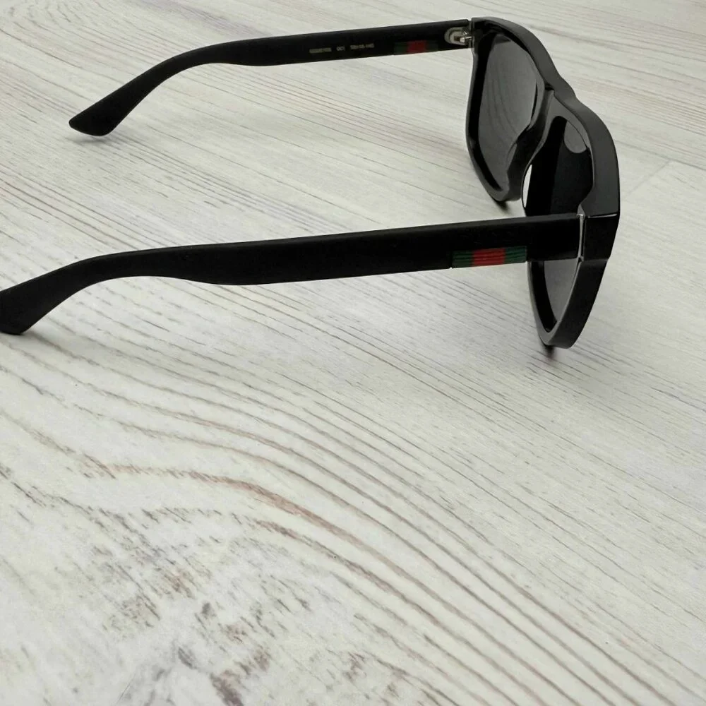 GUCCI GG0010S 001 Sunglasses Black Frame Grey Lenses 58mm - Picture 7 of 9